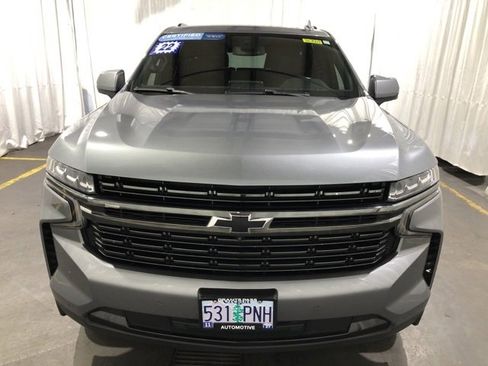 Certified 2022 Chevrolet Suburban RST w/ Sport Performance Package image 25