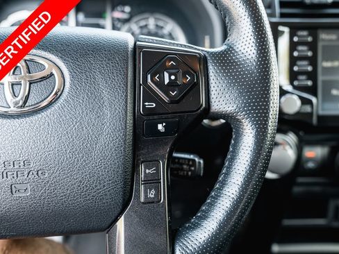 Used 2024 Toyota 4Runner TRD Off-Road Premium AWD/4WD image 17