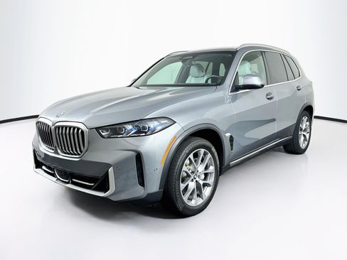 Used 2025 BMW X5 sDrive40i RWD image 3