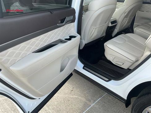 Used 2020 Hyundai Palisade Limited image 17