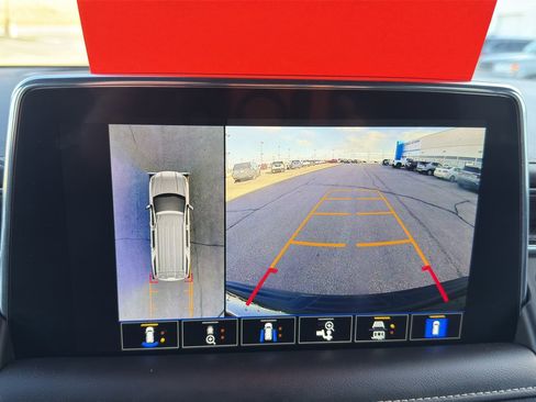 Used 2022 GMC Yukon SLT image 22