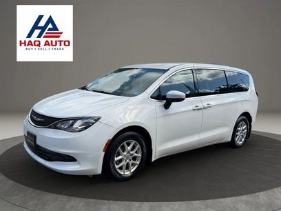 Used 2017 Chrysler Pacifica Touring