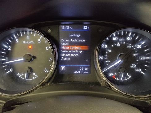 Used 2020 Nissan Rogue Sport SV image 23