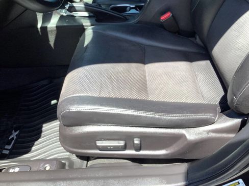 Used 2016 Acura ILX FWD image 34