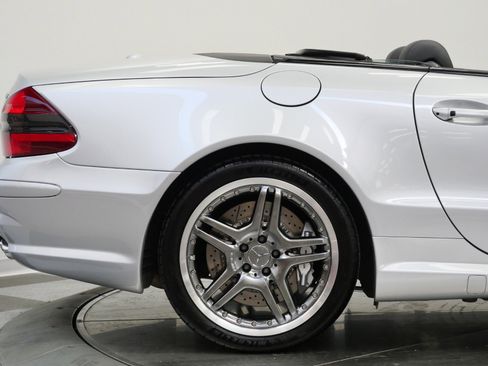 Used 2006 Mercedes-Benz SL 65 AMG image 57