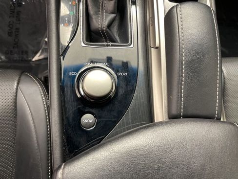 Used 2016 Lexus GS 200t w/ Premium Package image 14