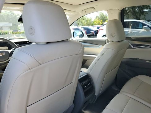 Certified 2023 Cadillac XT5 Premium Luxury w/ LPO, Floor Liner Package FWD image 15