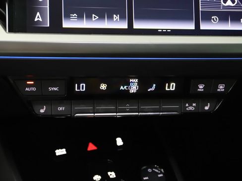 Certified 2024 Audi Q4 e-tron Premium Plus AWD/4WD image 25