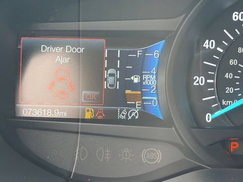 Used 2019 Ford Edge Titanium w/ Cargo Accessory Package AWD/4WD image 13