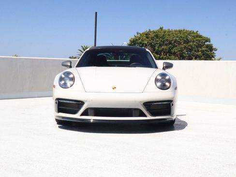Certified 2024 Porsche 911 Carrera T RWD image 6