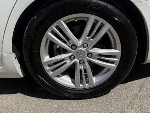 Used 2011 INFINITI G37 Journey w/ Premium Pkg RWD image 17