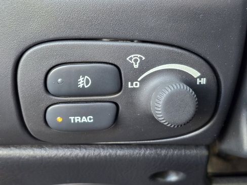 Used 2001 Saturn S-Series SL2 image 18