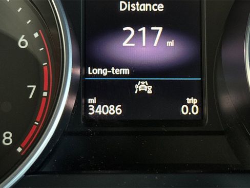 Used 2021 Volkswagen Tiguan SE R-Line image 24