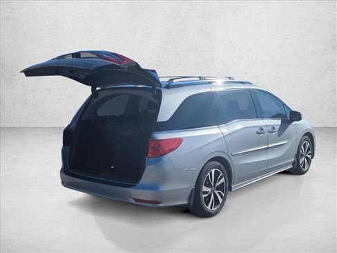 Used 2019 Honda Odyssey Elite image 5