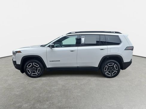 New 2026 Jeep Cherokee Laredo AWD/4WD image 8