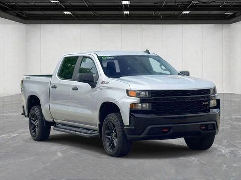 Used 2021 Chevrolet Silverado 1500 Custom Trail Boss AWD/4WD image 3