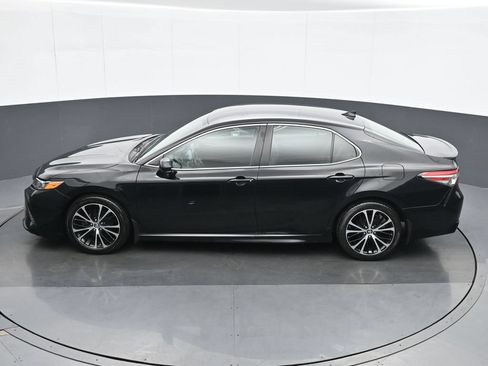 Used 2019 Toyota Camry SE w/ Protection Package (Q2) FWD image 19