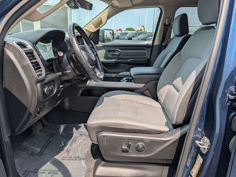 Used 2019 RAM 1500 Big Horn AWD/4WD image 12