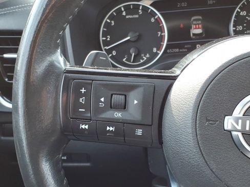 Used 2023 Nissan Rogue SL w/ SL Premium Package image 14