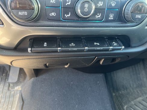 Used 2019 Chevrolet Silverado 1500 LT w/ All Star Edition image 10