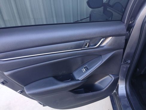 Used 2020 Honda Accord Sport image 12