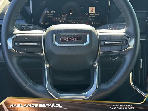 Certified 2025 GMC Acadia Elevation image 31