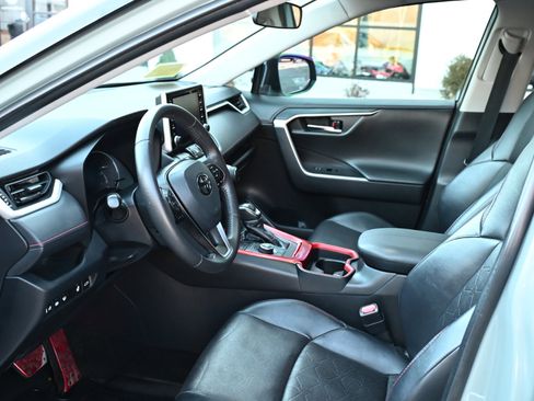 Used 2020 Toyota RAV4 TRD Off-Road w/ TRD Off-Road Weather Package image 19