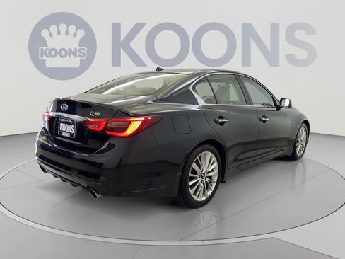 Used 2021 INFINITI Q50 Luxe w/ Cargo Package RWD image 8