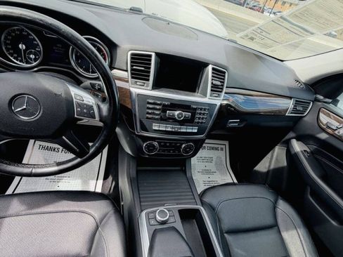 Used 2015 Mercedes-Benz ML 350 4MATIC w/ Premium 1 Package image 16
