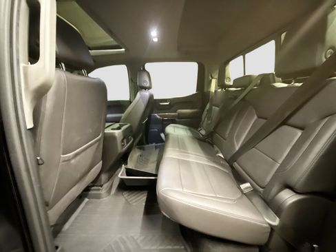 Used 2022 Chevrolet Silverado 1500 LT Trail Boss w/ Convenience Package II AWD/4WD image 29