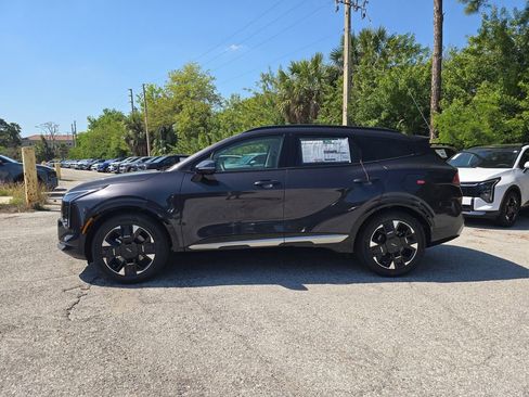 New 2026 Kia Sportage SX FWD image 5