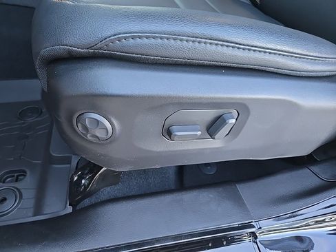 New 2026 Jeep Gladiator Sport image 40