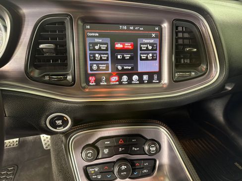 Used 2015 Dodge Challenger R/T Plus image 18