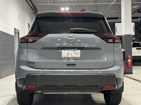 New 2026 Nissan Rogue SV w/ Cold Weather Package AWD/4WD image 18