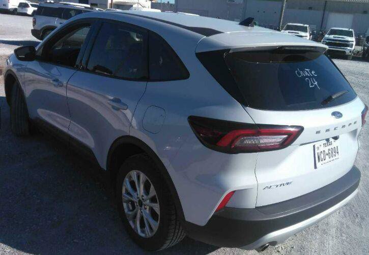 Used 2025 Ford Escape Active FWD image 4