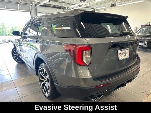 Used 2022 Ford Explorer ST AWD/4WD image 16