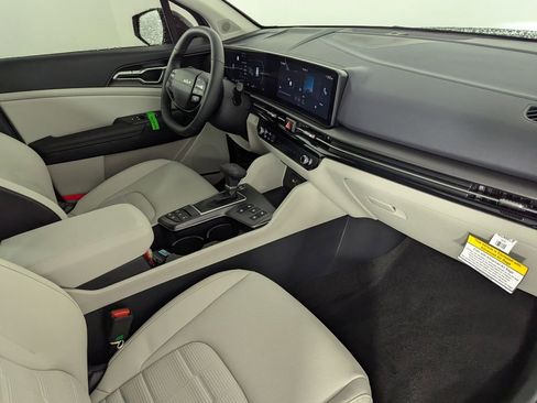 New 2026 Kia Sportage SX image 37
