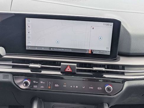 New 2026 Kia Sportage SX AWD/4WD image 17