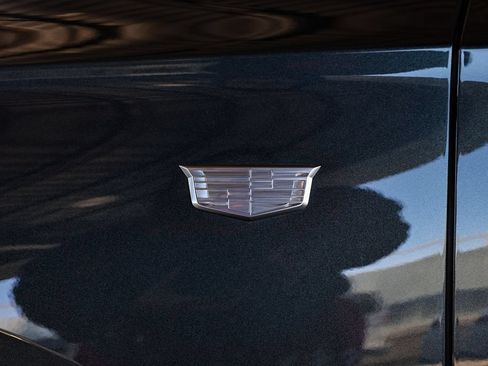 Used 2022 Cadillac XT6 Sport AWD/4WD image 11