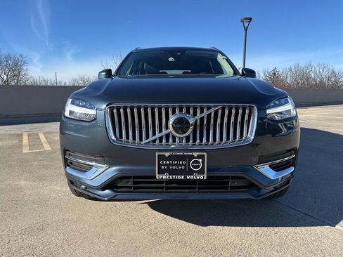 Certified 2025 Volvo XC90 B6 Plus image 2