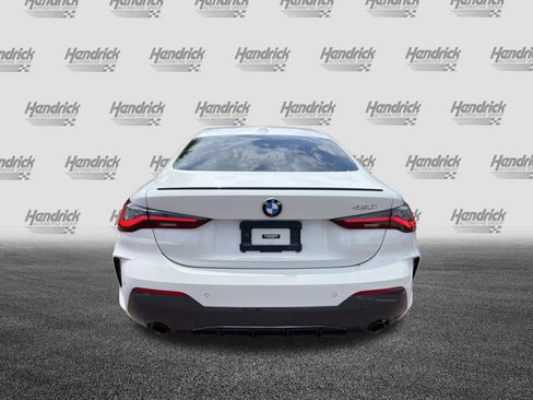 Used 2024 BMW 430i Coupe w/ M Sport Package RWD image 9