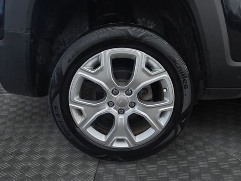 Used 2019 Jeep Renegade Limited w/ UConnect 8.4 Nav Group image 36