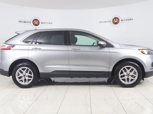 Used 2024 Ford Edge SEL w/ Convenience Package image 2