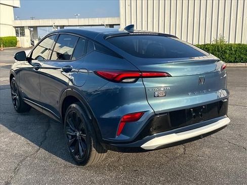 Certified 2025 Buick Envista Sport Touring w/ Experience Buick Package FWD image 8