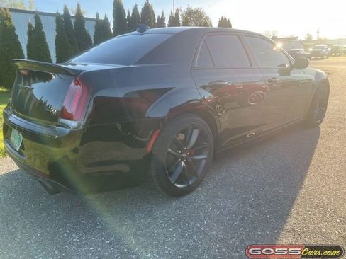 Used 2023 Chrysler 300 C RWD image 3