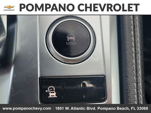 Used 2025 Jaguar F-PACE R-Dynamic S image 29