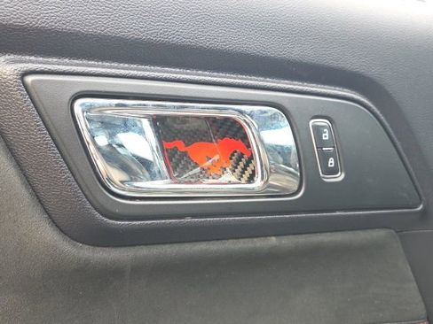 Used 2016 Ford Mustang GT Premium image 15