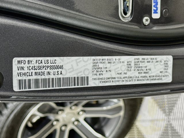 Used 2023 Jeep Grand Wagoneer L 4WD image 33