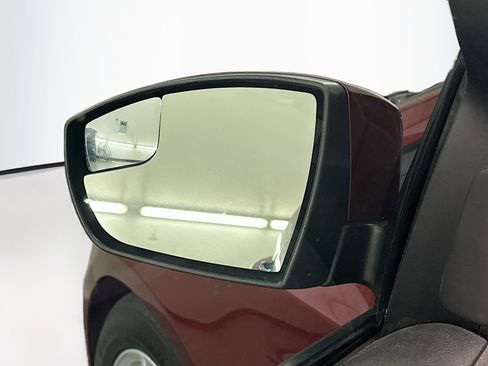 Used 2017 Ford Focus SE image 16