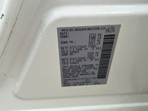 Used 2020 Nissan Pathfinder Platinum FWD image 33